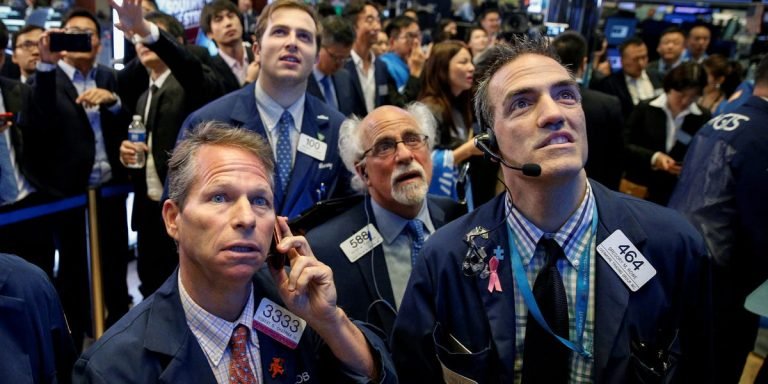 Stock market bubble: Speculative trading strategy from top day trader