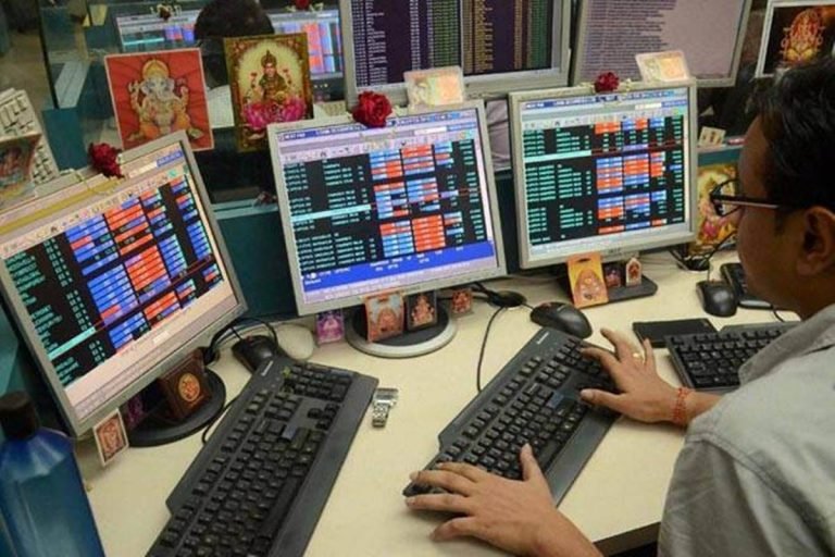 Share Market Today LIVE | Sensex, Nifty, BSE, NSE, Share Prices, Stock Market News Updates January 25