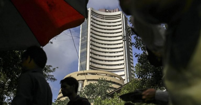 Sensex, Nifty Advance; Axis Bank Top Gainer Sensex, Nifty Advance; Axis Bank Top Gainer
