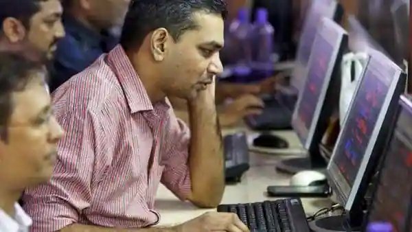 Sensex, Nifty pare gains; banks in red; power sector gains