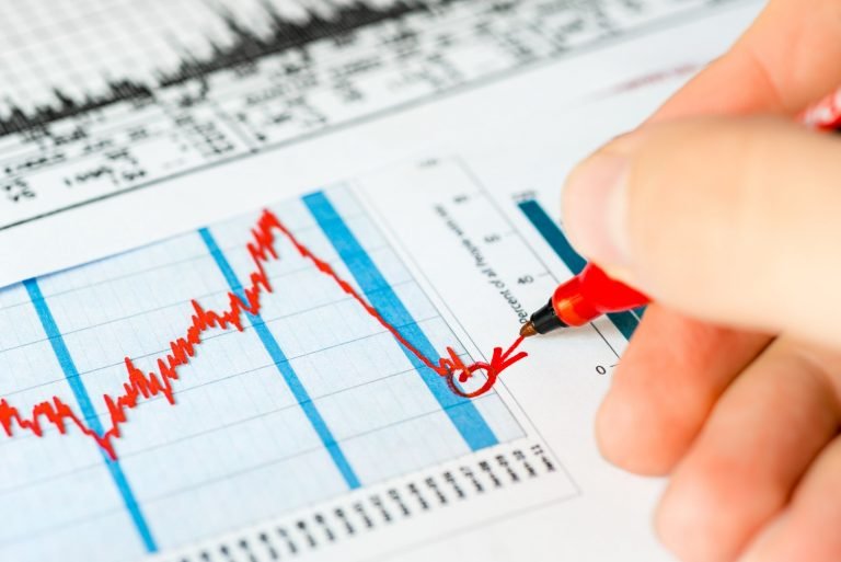 History Suggests a Stock Market Crash Is Likely: 3 Stocks to Buy if One Happens History Suggests a Stock Market Crash Is Likely: 3 Stocks to Buy if One Happens